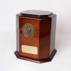 urnas-monarca-img-producto-urna-elegance-greca-y-cinta-dorada