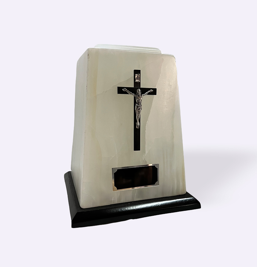 urnas-monarca-img-producto-urna-faraon-onix-con-base-de-madera